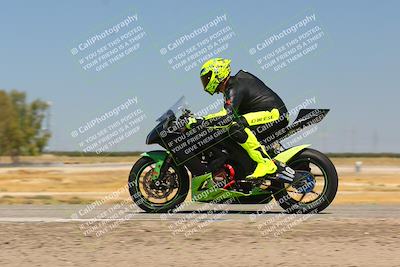 media/Sep-04-2023-Lets Ride (Mon) [[34443f911e]]/B Group/1220pm (Wheelie Bump)/